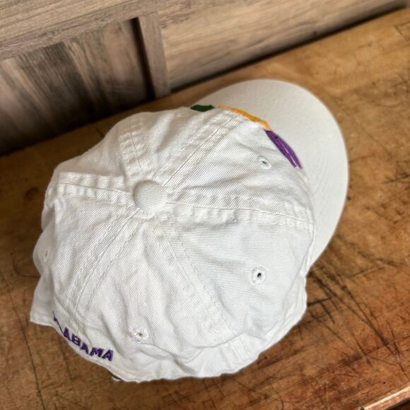 Mobile, Alabama 251 Felt Numbers Mardi Gras Embroidered white hat OS Adult - Picture 7 of 11